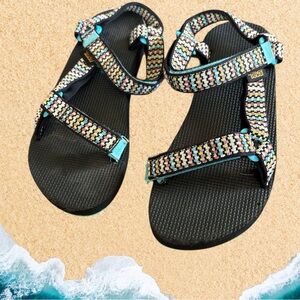 Teva Big Kids Universal Strappy Sandal - Dot Matrix Black - Size 4